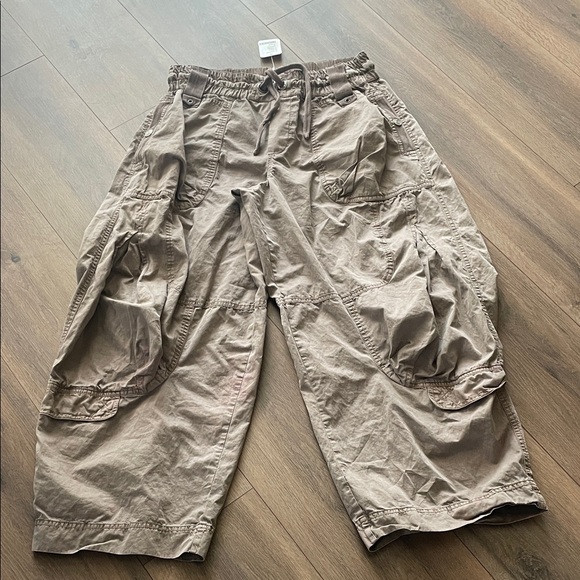Free People Onset Cargo Pants- Med - Picture 4 of 7